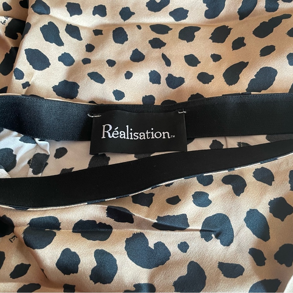 Realisation Par Naomi MIDI Skirt